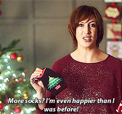 astralhyuk:  How to react to disappointing Christmas Gifts, a lesson by Miranda Hart [x]