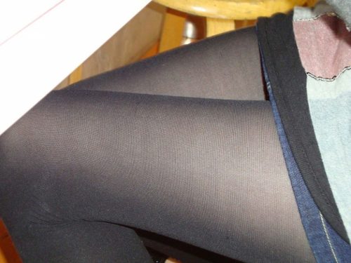 これからの季節は黒パンストのお姉さんが主役の季節だな～ｗｗｗｗｗ（画像あり）