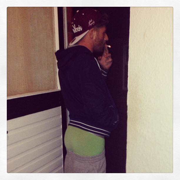 malecelebunderwear:  Sam’s got a great ass and I’m fairly sure he knows it. 