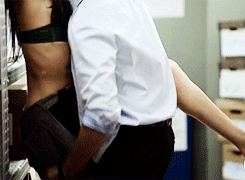 emmaofmisthaven:  fangirl challenge +  1/5 hottest scenes