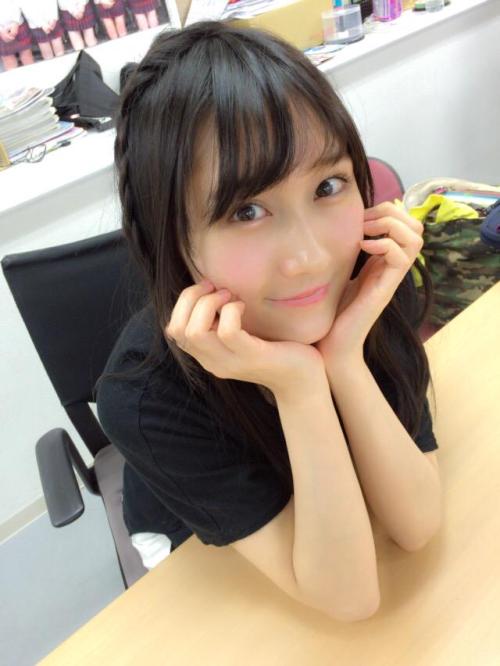 yagura-nao:  icecreamtuansan:  yagura-nao:  this time, momoka took the pictures ;)  Haha! Not her brother?   yeaah, ahaha her lil bro get some rest, he can’t be everywhere :p
