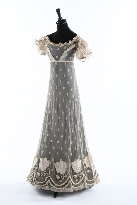 omgthatdress:  Dress1825Kerry Taylor Auctions