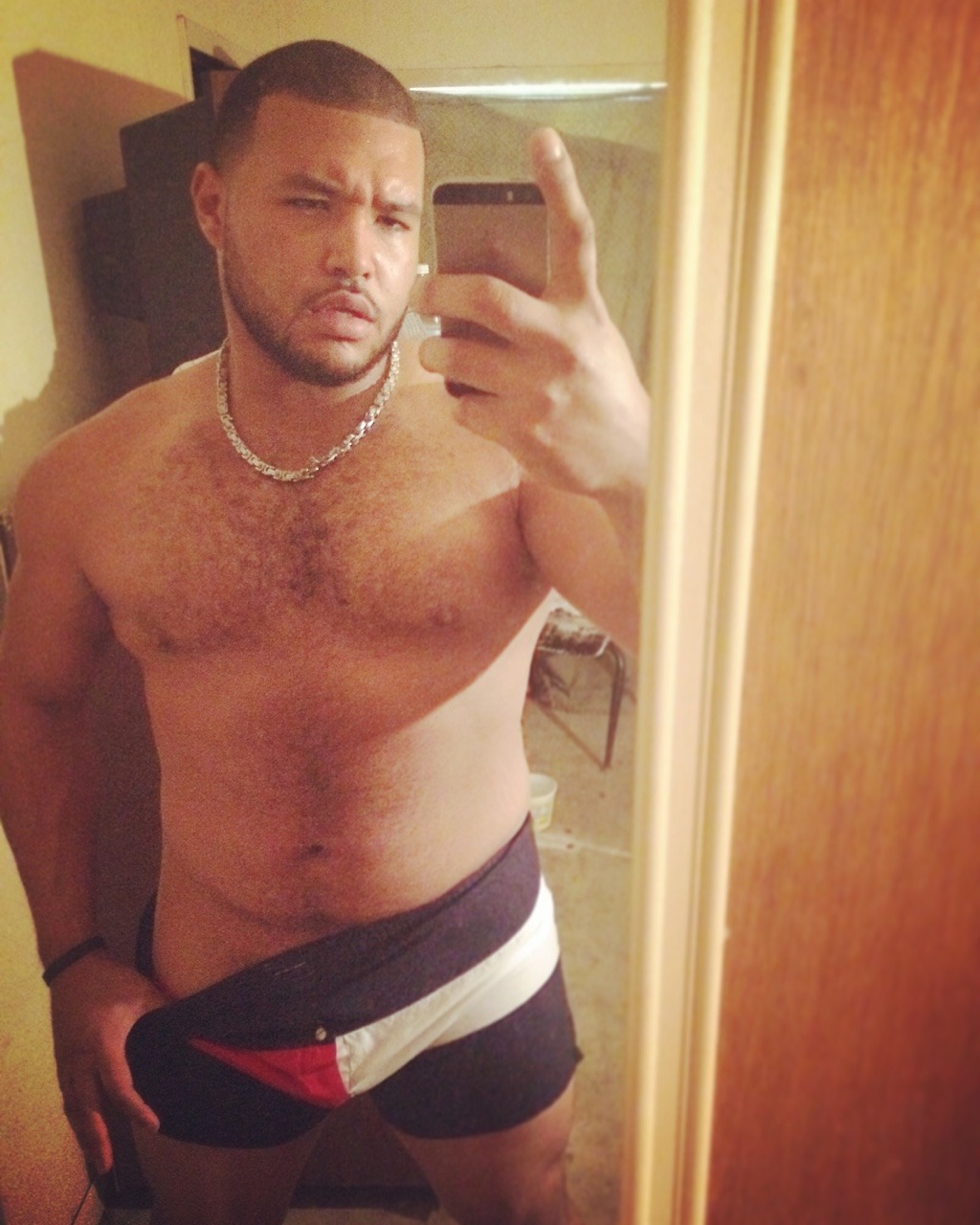 dominiquedamage67-blog:  Should I listen to everybody or myself? Cause myself just