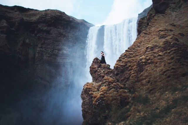 wordsnquotes:  Humanity VS. Nature in Iceland Photographers  Elizabeth Gadd,  Rob