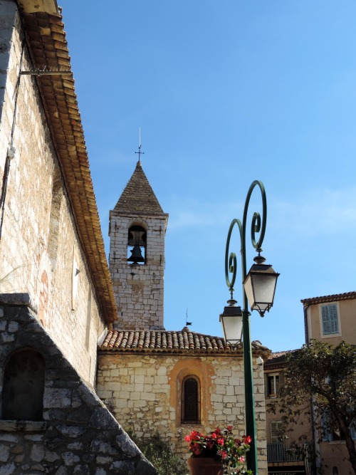 Tour de l'église, Tourettes-sur-Loup 2016.