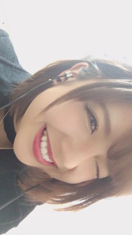 phorbidden:  http://nnnnnn-nanasemaru—i-love-you.tumblr.com/post/158428053823 和田まあや