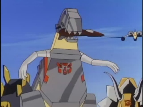 atmos-spheres: Here’s a photoset of Grimlock biting things.