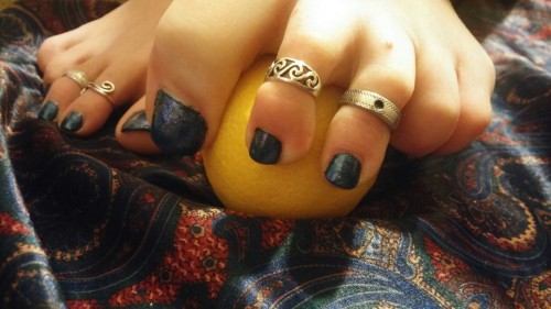 sweetcandytoes:  Have to repost, not even sorry.