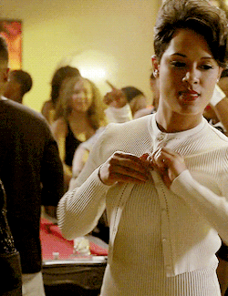tearthatcherryout:  “Why don’t you take your little sweater off so she can see your sexy body?” Empire // The Devils are Here [2x01] 
