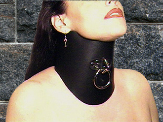 dcsubsissy:  Fur-Lined 6" Posture Collar  For special occasions <3