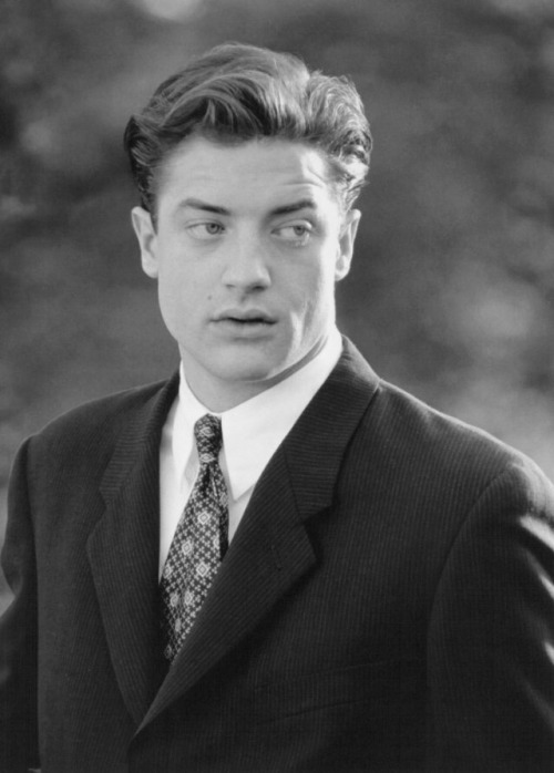 mysticintothegroove: Brendan Fraser was such a babe