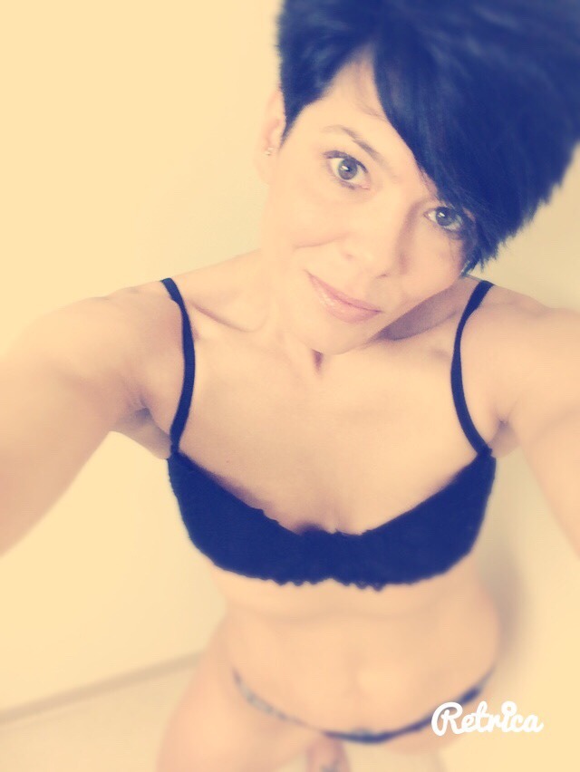 krazykinkykitty4u:  Who missed me?! I know I’ve been MIA. I’m so sorry.. Please