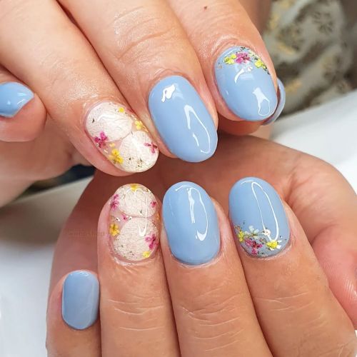 Flower nails by using hydrangea flower and lace flowers!#springnails #flowernails #bluenails #shor