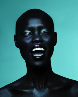 mustiest:  Grace Bol by Giulia Noni // Helen