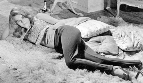 vintageruminance:  Ann Margret 