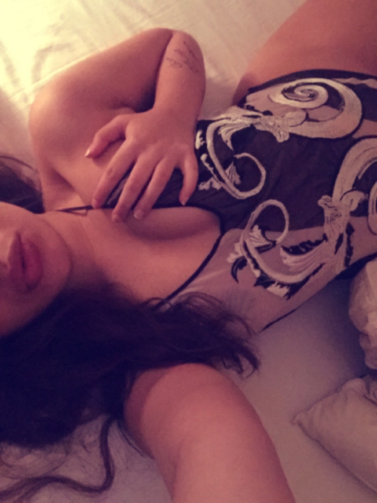 just-dominate-me:  I have a thing for bodysuits.  Meeeeeee tooooooo!!!