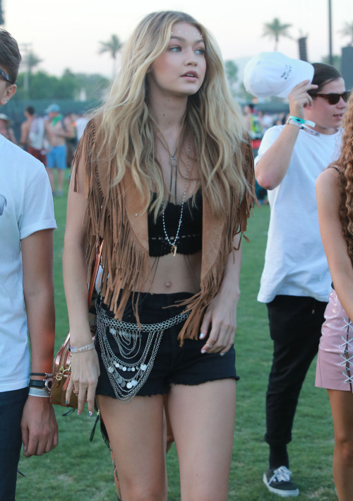 Crowhn ☽