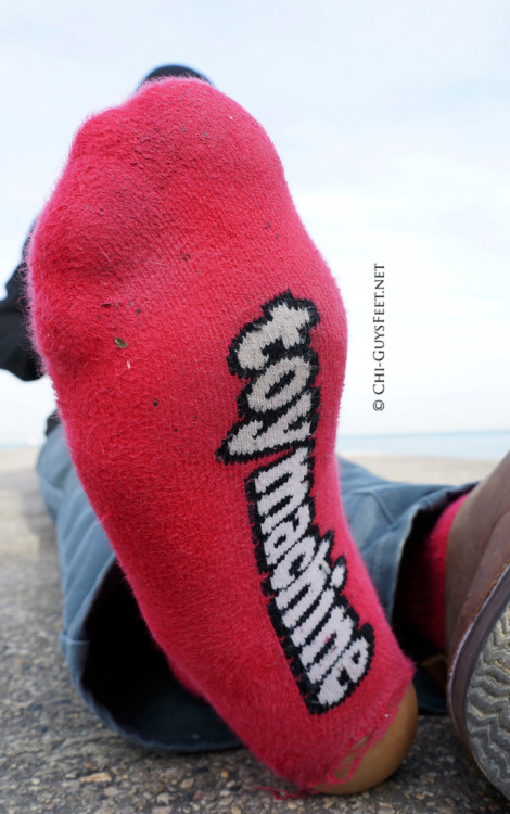 Dude's Guy Feet