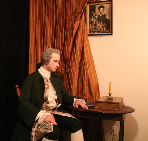 sufferingink:vincentbriggs:Finally got some pictures of my 1730′s suit! I had to move so much 