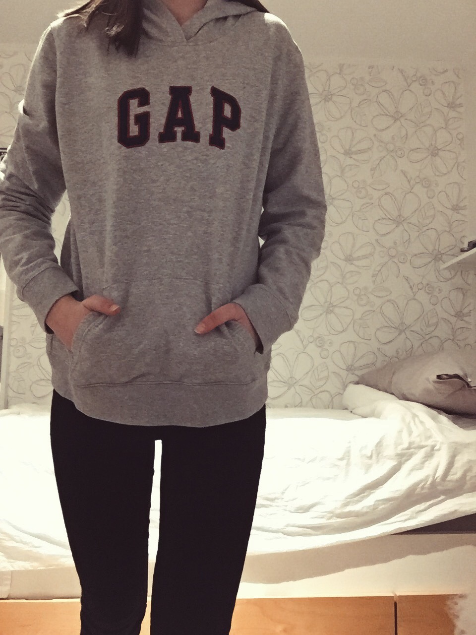 gray gap hoodie