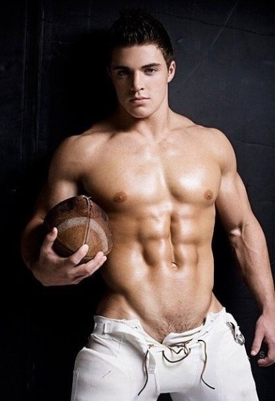 arbigdog:  Why I love Football….