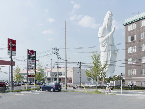 quillusquillus:  Reasons why the great statue of Kannon (Guanyin) in Sendai is my favourite: She’s actually 100m tall, 6th largest in the world, but tricks the eye. Is she only a few storeys tall? Is she horizon-striding and infinite? It’s hard to