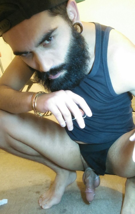 realdudesnakedselfies:  rainbowcvm:  Cum   @riotbox is now @rainbowcvm