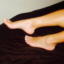 ifeetfetish:  #feet #footfetish #foot #ножки #фетиш #футфетиш #toes #lovefeet #lovefootfetish #feetporn #sexyfeet #footmodel #feetmodel #feetstagram #girlsfeet #footjob #женские #ножки #лапки #пальчики #пяточки