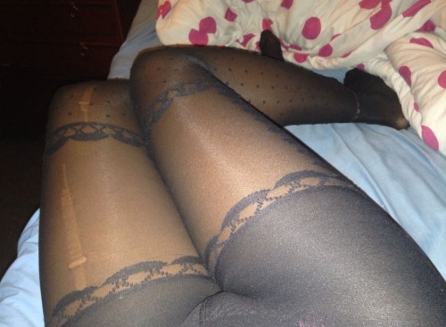 worninprivate: Laddered black patterned tights.