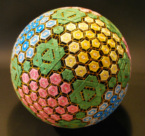 archiemcphee: These intricate and extraordinarily beautiful embroidered silk balls are a form of Jap