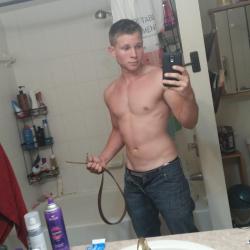 ksufraternitybrother:  ksufraternitybrother:  Found some naked pictures of my big brother on his phone.  KSU-Frat Guy: Over 92,000 followers and 62,000 posts.Follow me at: ksufraternitybrother.tumblr.com