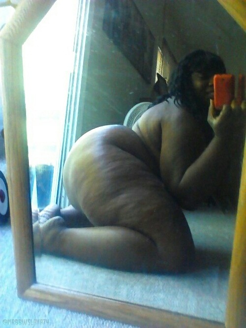 mrbbwslaya74: “Big Chocolate” #BBW #BIGGIRLSRULE #BENTOVA #HITITFROMTHEBAK #chocolate #selfienostic 