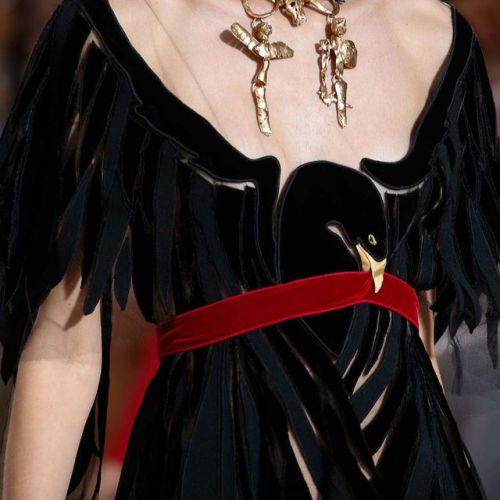 Sex hooliganhecate: valentino couture autumn pictures