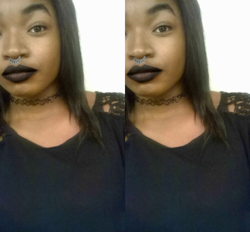 problematicassharry: errbody sleepin so….look how i good i look in black lipstick….