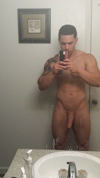 biboy74:  He’ll Train you by day and fuck you all night 😁🍑🍆