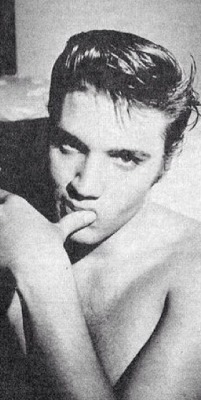 swinginglamour:  Elvis Presley, mid-late 1950’s. 