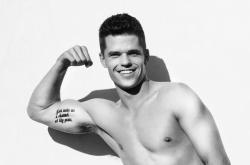 celebpits:  Max Carver