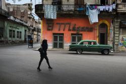 24kblk:steve mccurry. havana, cuba. 2010.@rare-hrs  👀