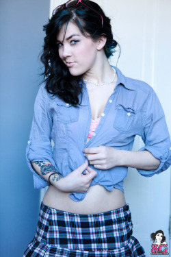 rickeybobby69:  Kentessa Suicide