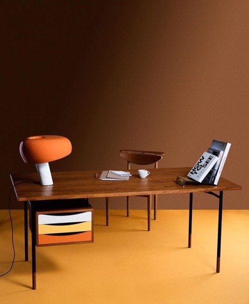 FINN JUHL, Reading chair (1953) and Nyhavn desk (1953) by the House of Finn Juhl (originally Bovirke