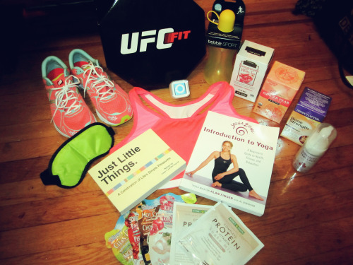 fitify:  FITIFY’S FITBLR GIVEAWAY, PARTY UP. I promised this was coming, and it’s finally here! As some of you may know, I’ve had the opportunity to get lots of free swag over the past few weeks thanks to my new internship, and while I’ve certainly