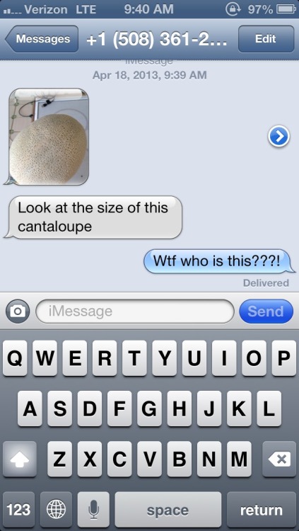getoffmybloghoe:i dont know whats going on
