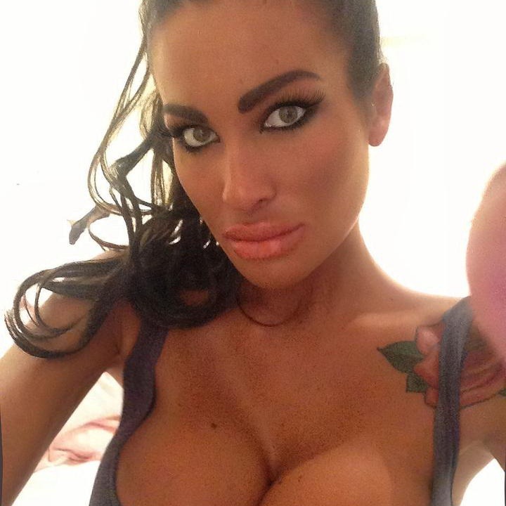 bimbohunter:  —————~Bimbo Hunter~————— ****Bimbos and BDSM****
