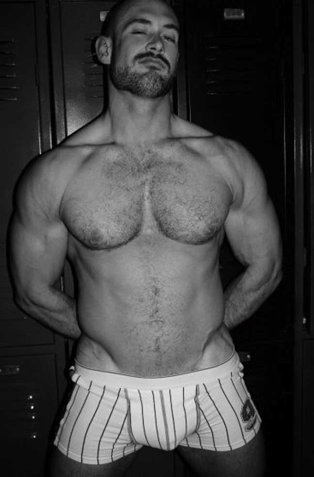 men-expert:  have some more: http://men-expert.tumblr.com/archive 