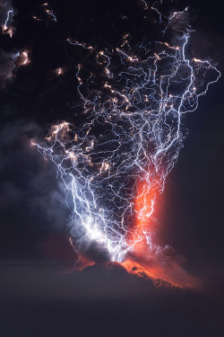 adornstudio:  Volcano Eruption | Photographer