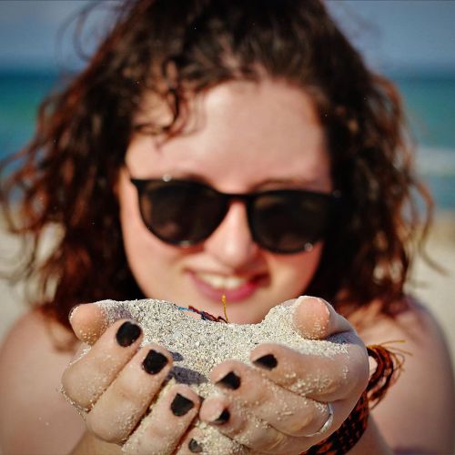 Le sable dans la lentille pis toute  @boucles.et.misere ...#sand #portraitphotography #portrait #bea