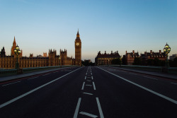 ijcthephotographer:  Quiet London Mornings Photography by: ijcthephotographer Instagram: 7.th