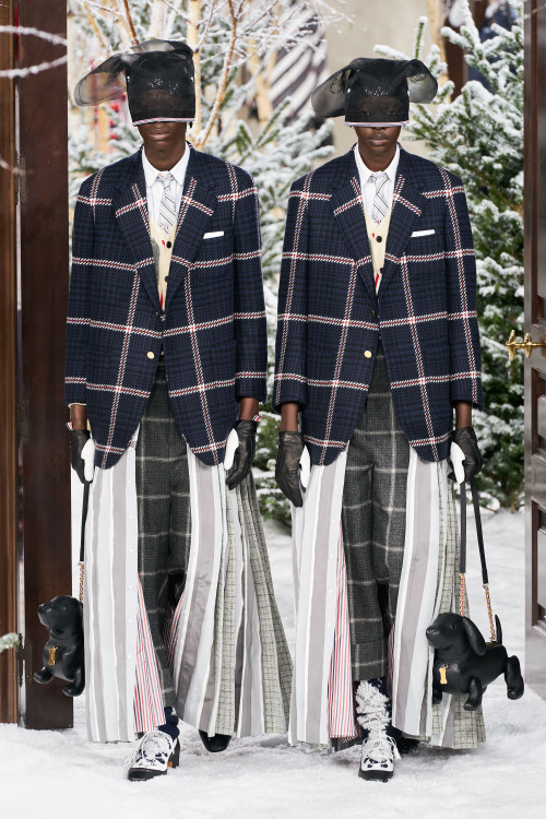 Thom Browne, fall 2020 RTW (look at the handbags!)