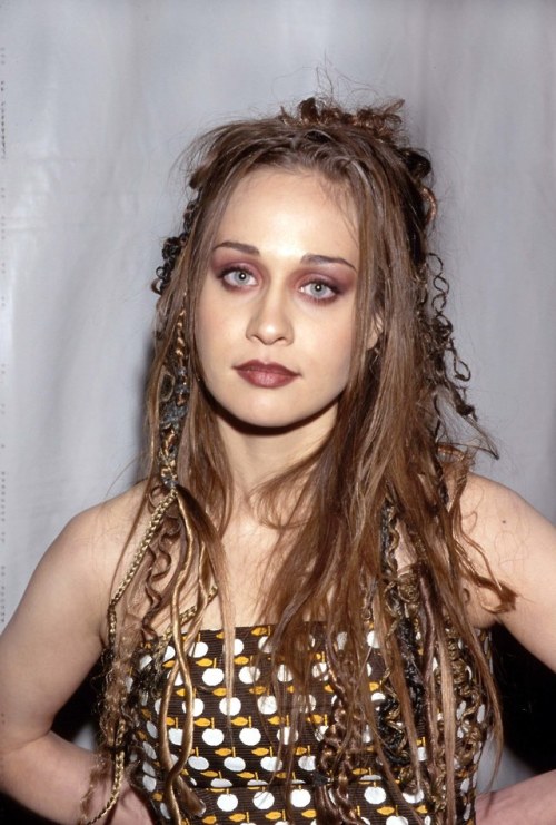 1990sgirls:Fiona Apple, 1998