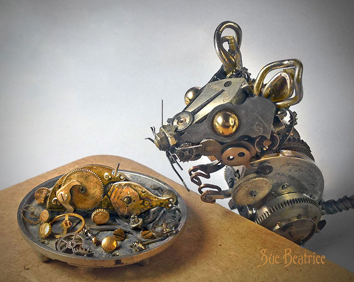 steampunksteampunk:  Watch Parts Sculpture by Sue Beatrice 